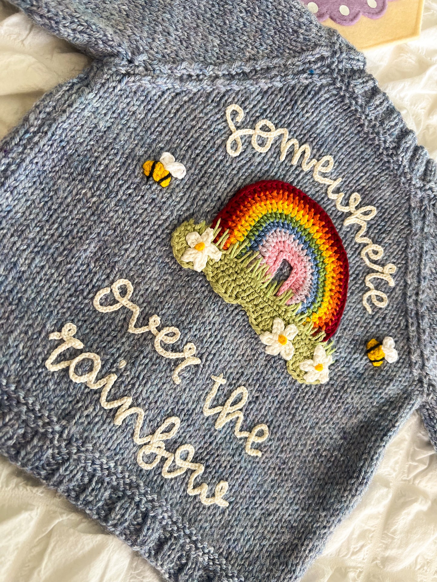Somewhere over the rainbow 0-6 months